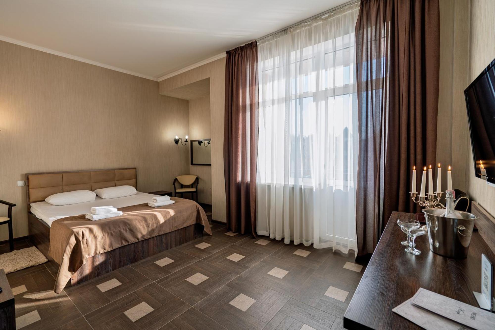 Congress Hotel Verhovina Petropavlivszka Borscsahivka Kültér fotó