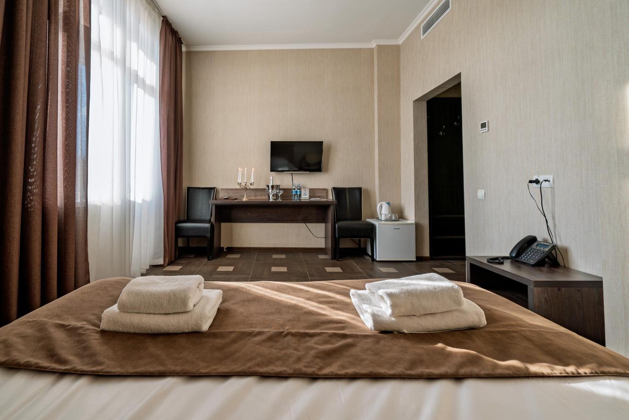 Congress Hotel Verhovina Petropavlivszka Borscsahivka Kültér fotó