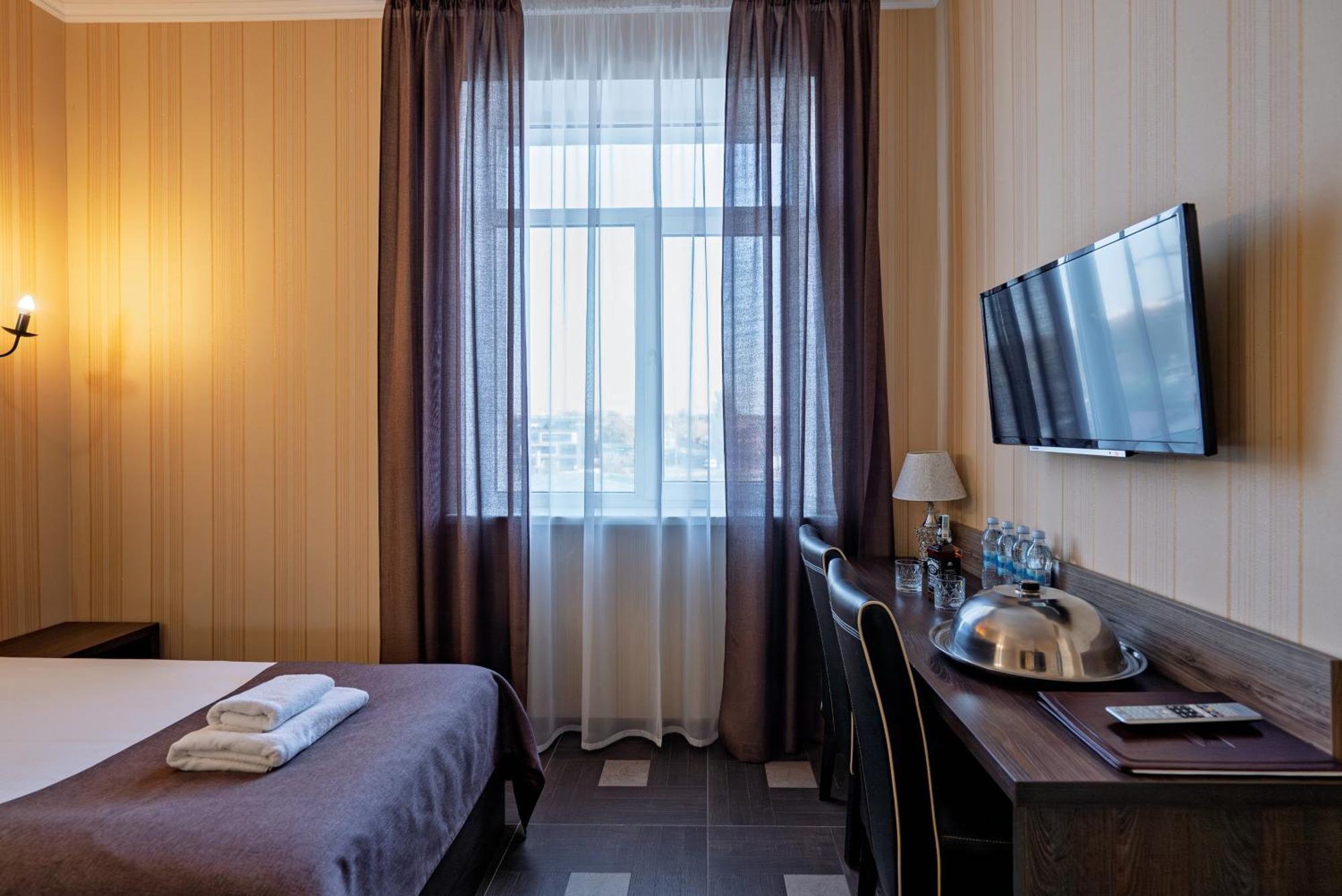 Congress Hotel Verhovina Petropavlivszka Borscsahivka Kültér fotó