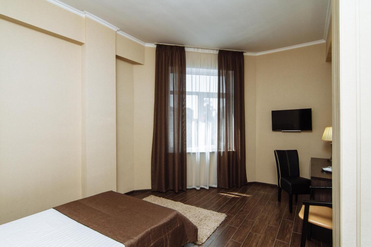 Congress Hotel Verhovina Petropavlivszka Borscsahivka Kültér fotó