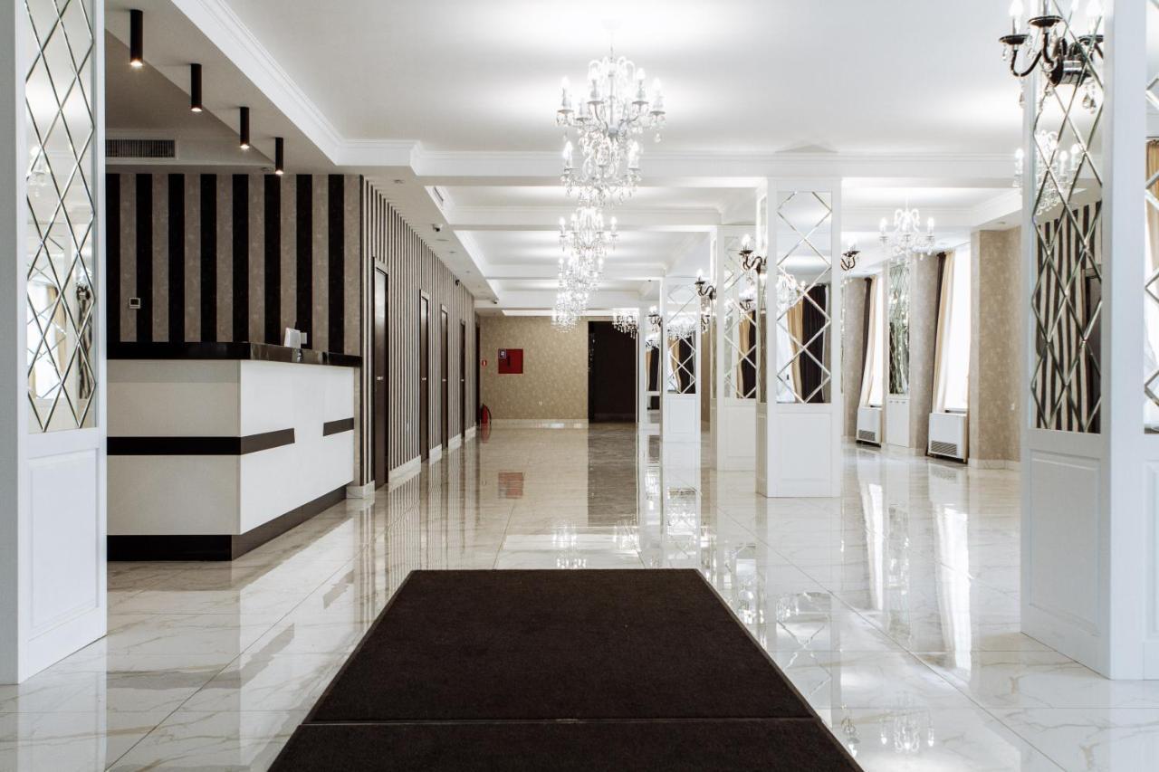 Congress Hotel Verhovina Petropavlivszka Borscsahivka Kültér fotó